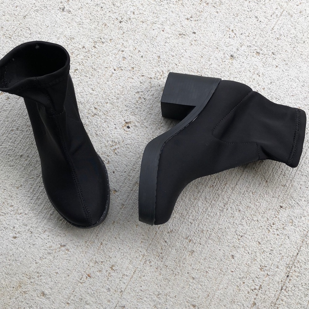 Sock boots